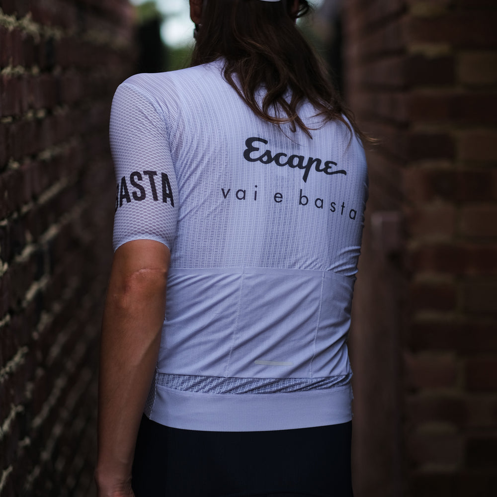 
                  
                    Mesh Race Jersey - Light Silver / Anthracite
                  
                